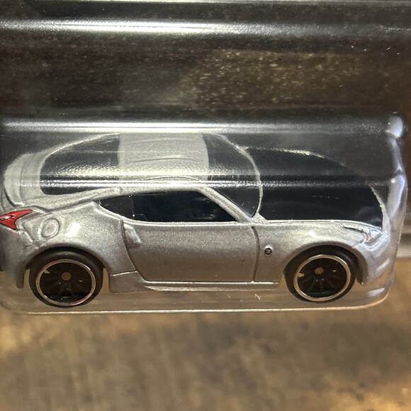 2024 Hot Wheels Premium Fast & Furious Nissan 370Z 3/5 - Picture 6 of 10